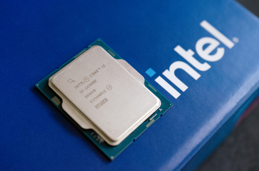 Intel Admits It's Not Ready for the PC Boom It Predicted 7 intel14900k 5E44No