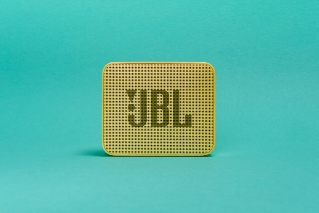 7 reasons you need JBL Charge 6 now 12 white and black 10 print card
